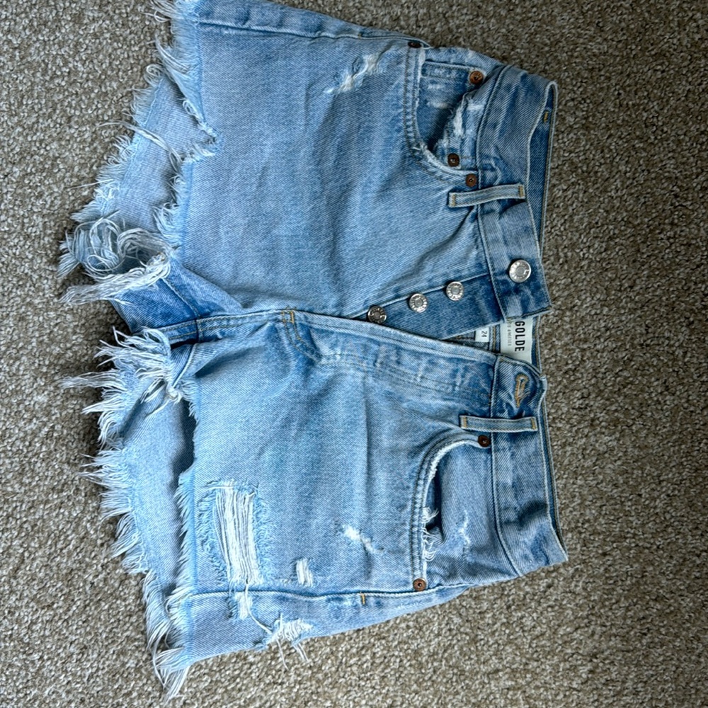 AGOLDE
Parker Vintage Cutoff Shorts